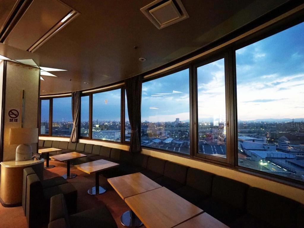 Neyagawa Trend Hotel Осака Экстерьер фото